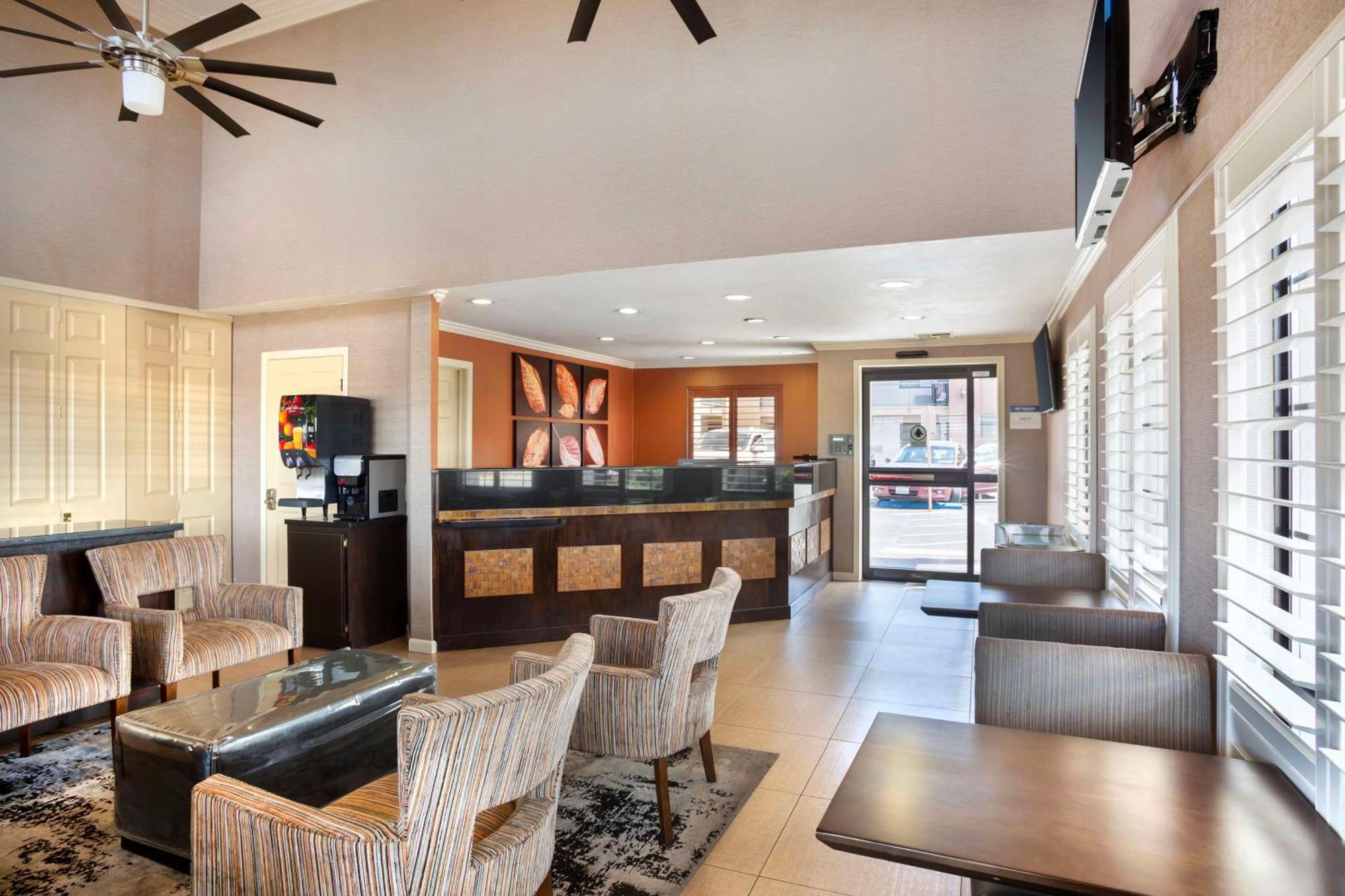 Best Western Inn Merced Exterior photo